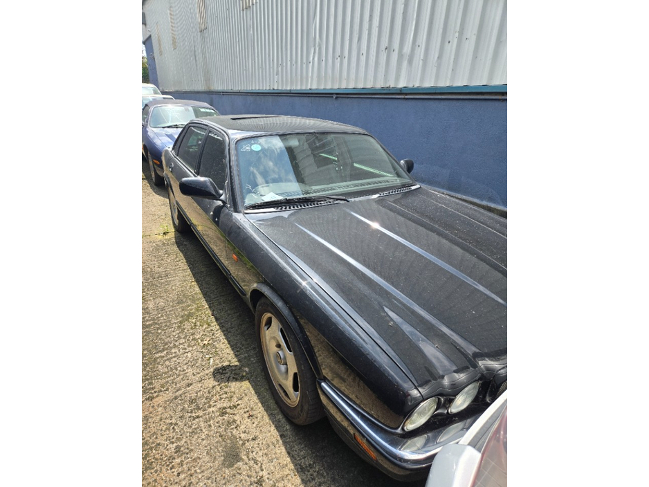 Used Jaguar XJR 1995 in Dublin