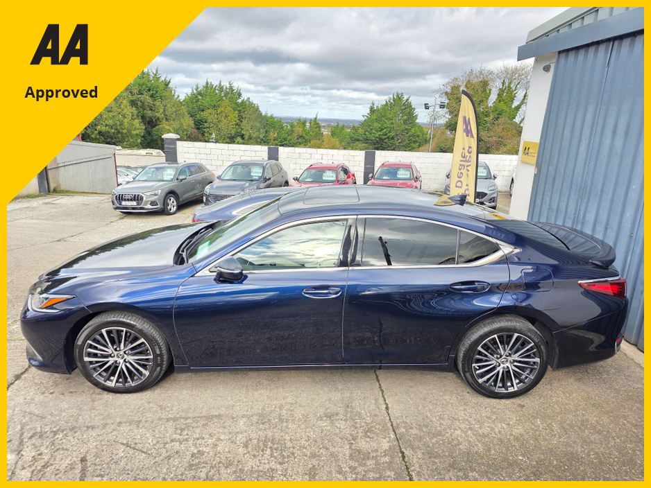 2023 Lexus ES 300 H 2.5L Petrol Hybrid For Sale Images