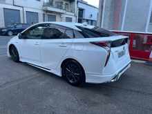 2017 Toyota Prius 1.8L Petrol Hybrid For Sale Images