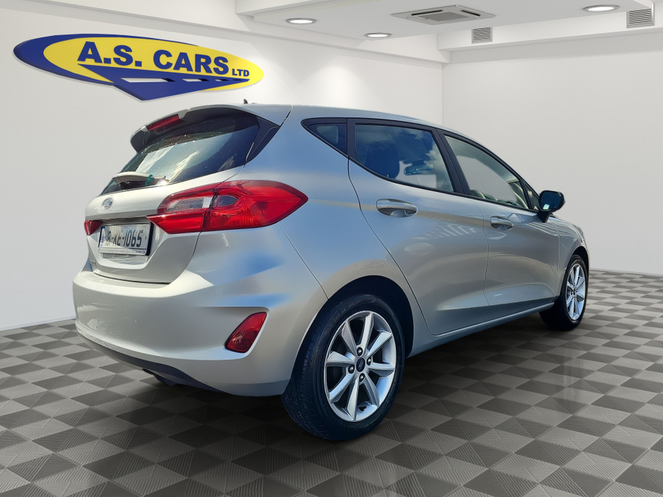 Ford Fiesta 1.1 ZETEC — thumbnail 4