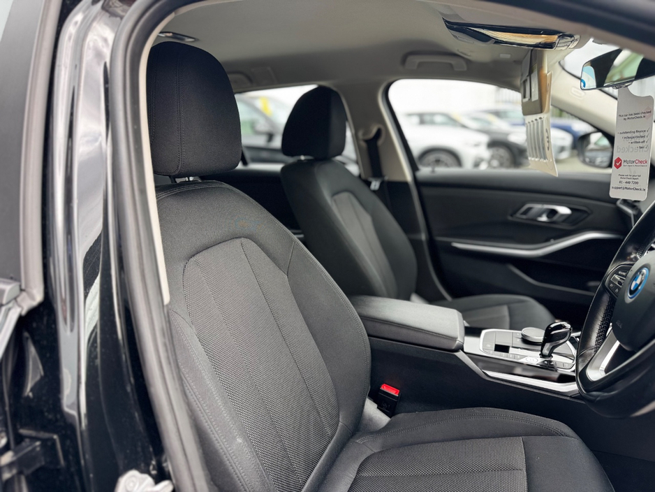 2022 BMW 3 Series 2L Petrol Plug-in Hybrid For Sale Images