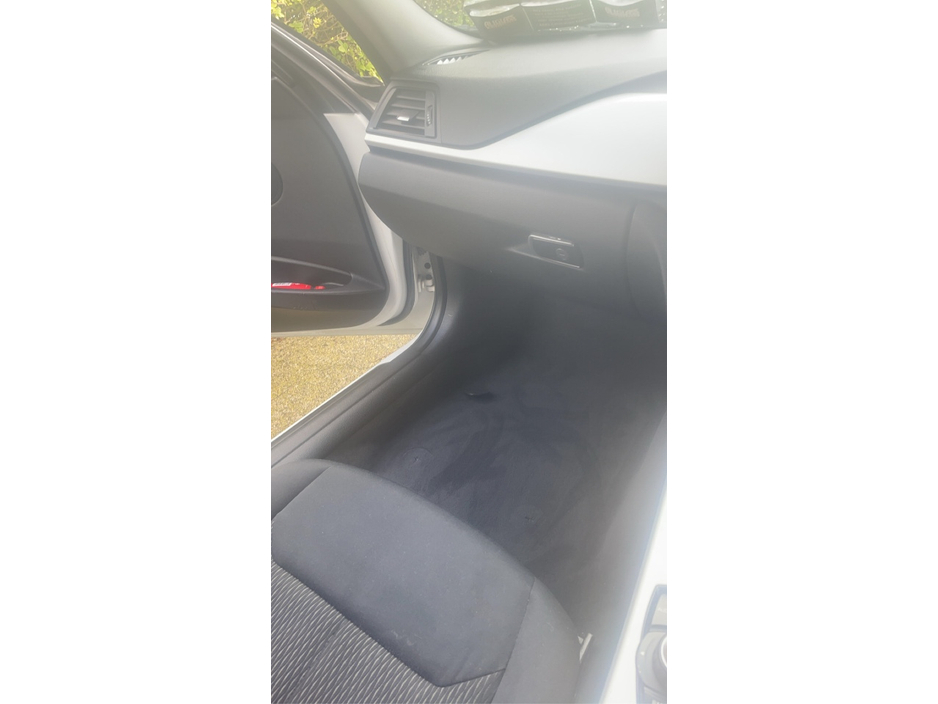 BMW 3 Series F30 D SE 4DR — thumbnail 4
