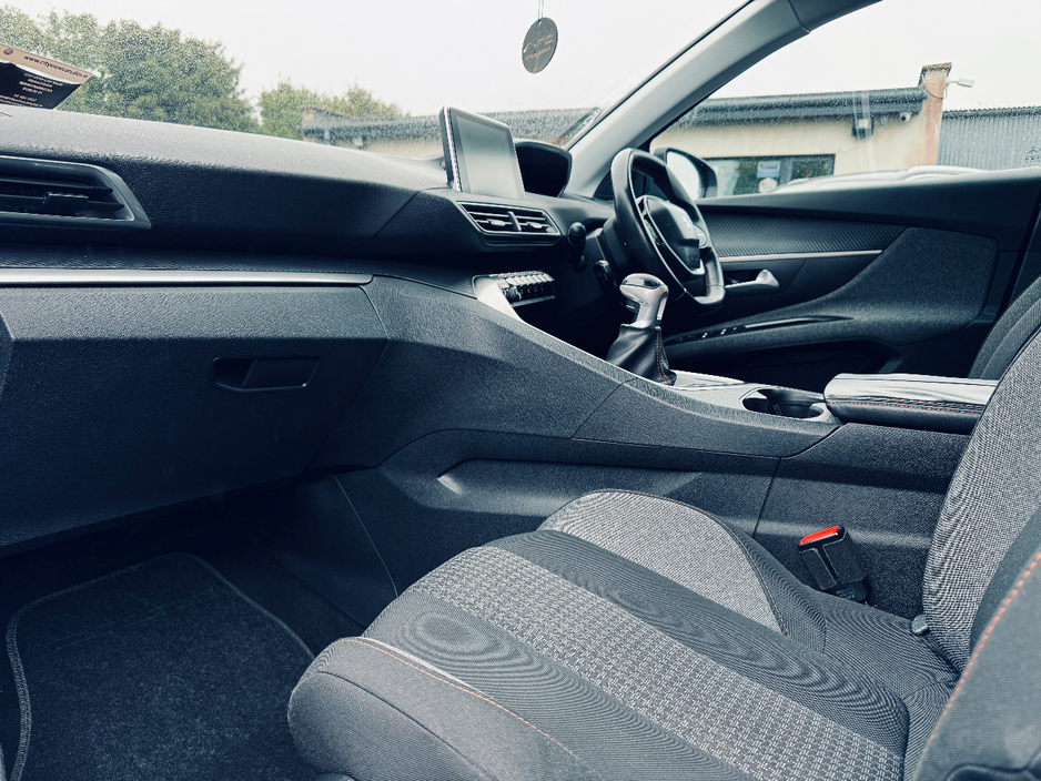 2018 Peugeot 5008 1.6L Diesel For Sale Images