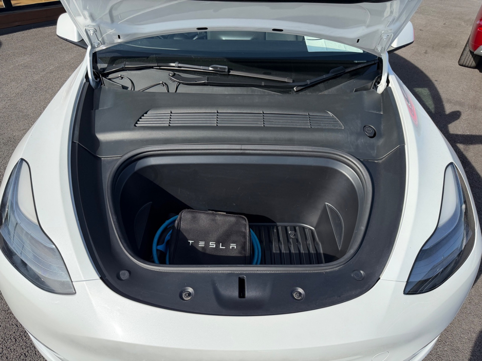 2024 Tesla Model Y 0L Electric For Sale Images