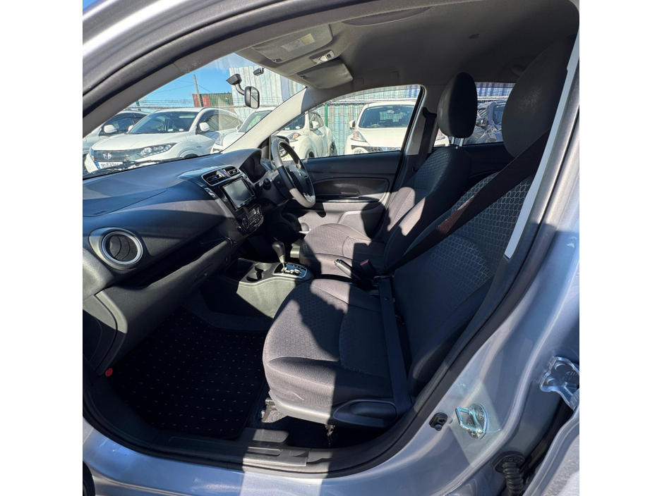 Mitsubishi Mirage — thumbnail 16