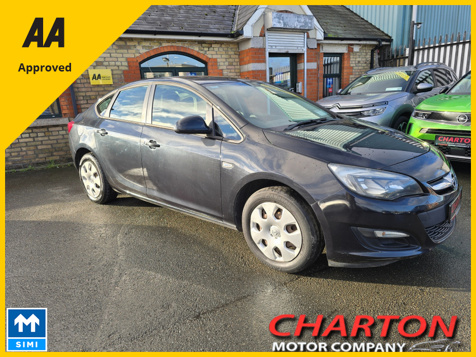 Used Opel Astra 2013 in Dublin