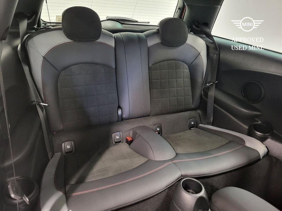 2023 MINI Hatch 2L Petrol For Sale Images