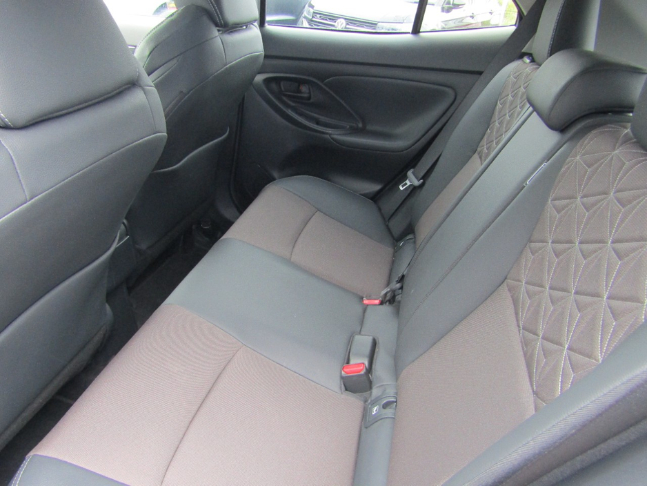 2022 Toyota Yaris Cross 1.5L Hybrid For Sale Images