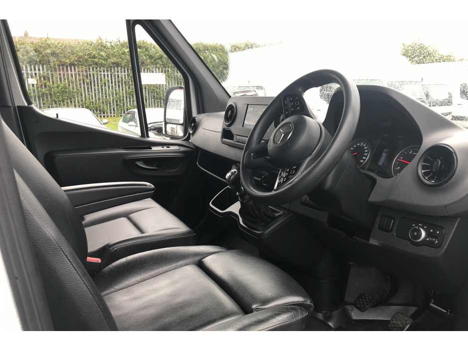 2020 Mercedes-Benz Sprinter 2.1L Diesel For Sale Images