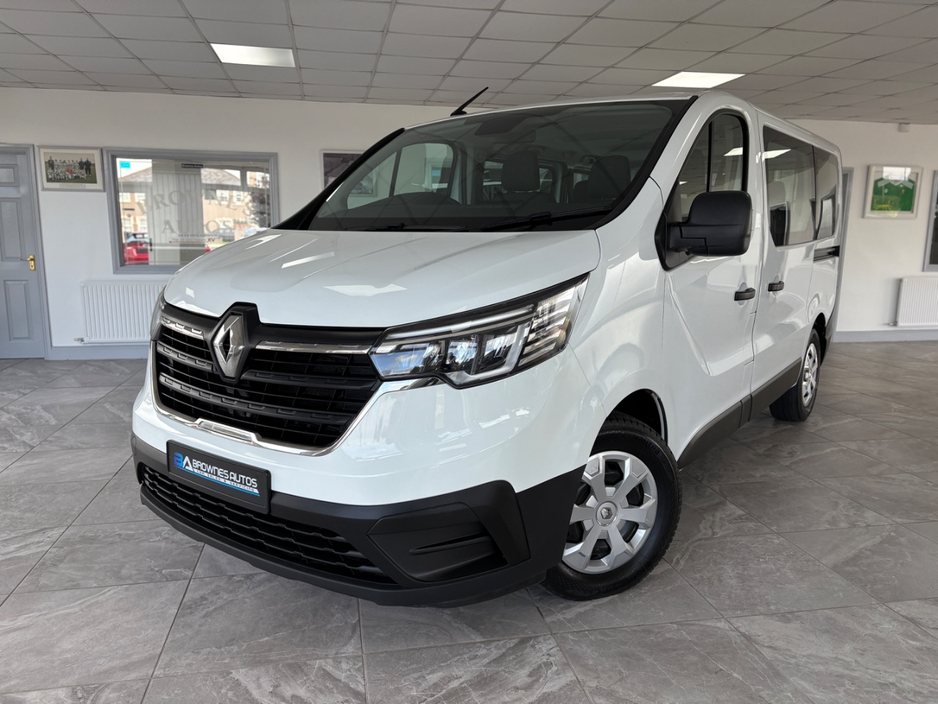 2023 Renault Trafic 2L Diesel For Sale Images