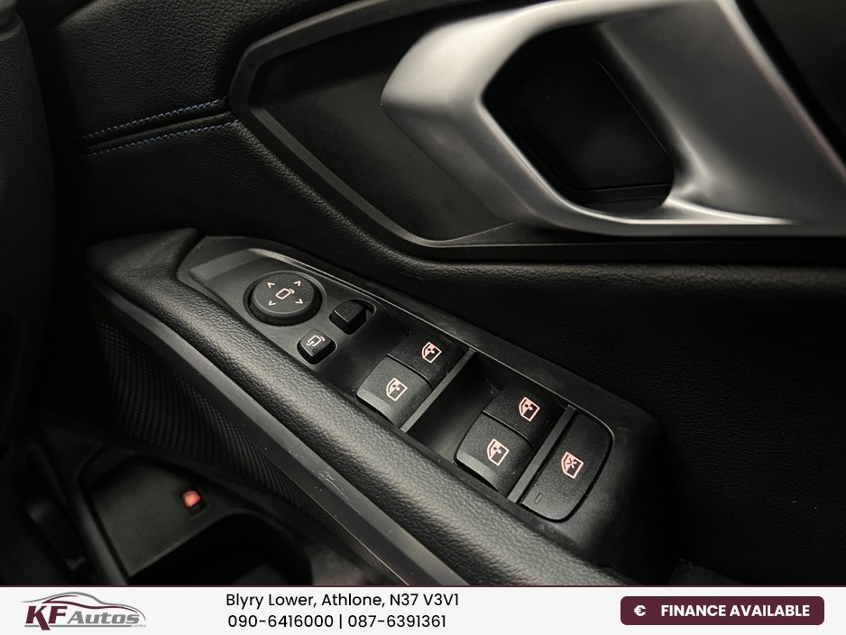 2025 BMW 3 Series 2L Petrol Plug-in Hybrid For Sale Images