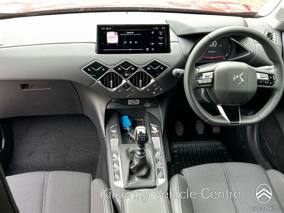 2025 DS Automobiles DS 3 1.2L Petrol For Sale Images