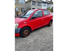 Toyota Yaris 1.0 TERRA