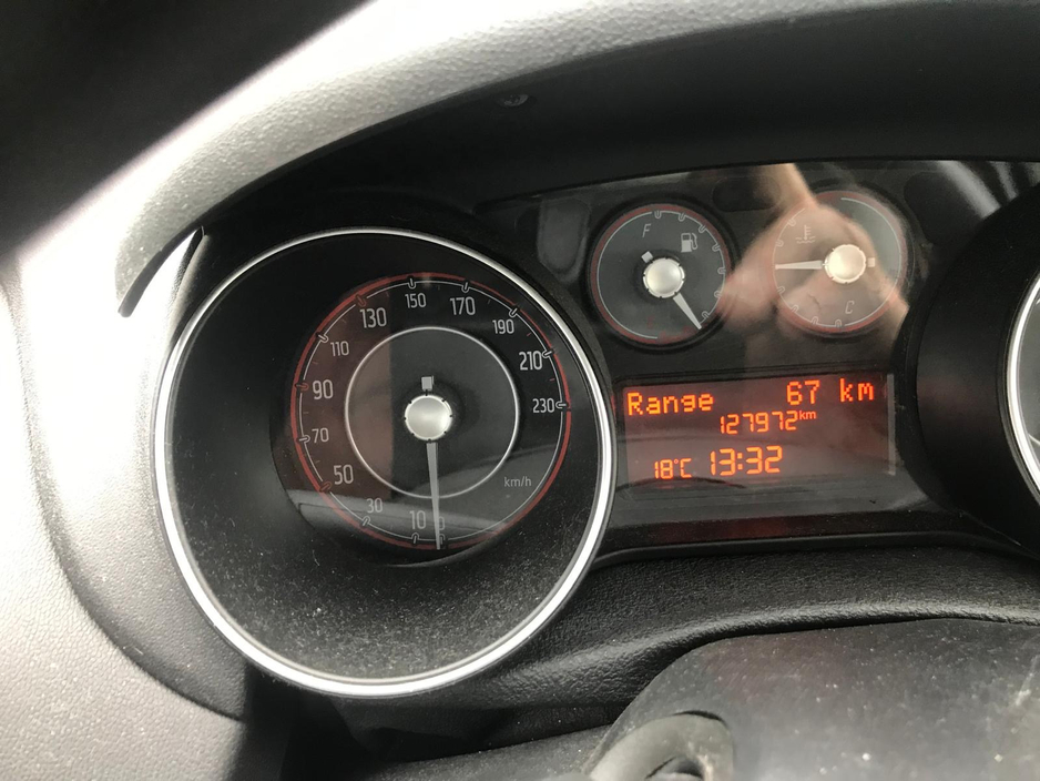 2014 Fiat Punto 1.2L Petrol For Sale Images