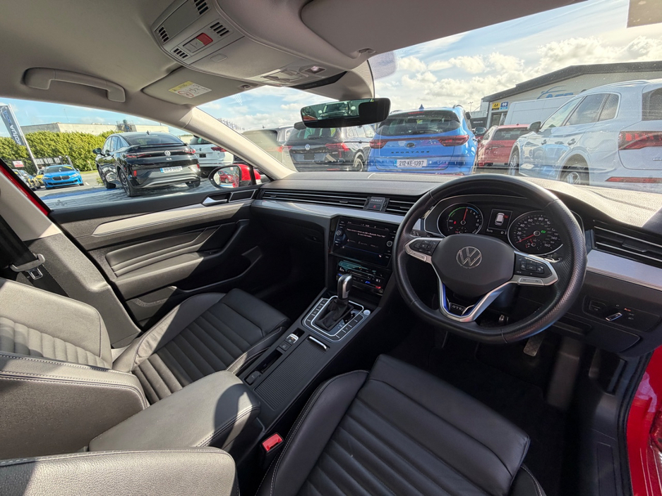 2022 Volkswagen Passat 1.4L Hybrid For Sale Images