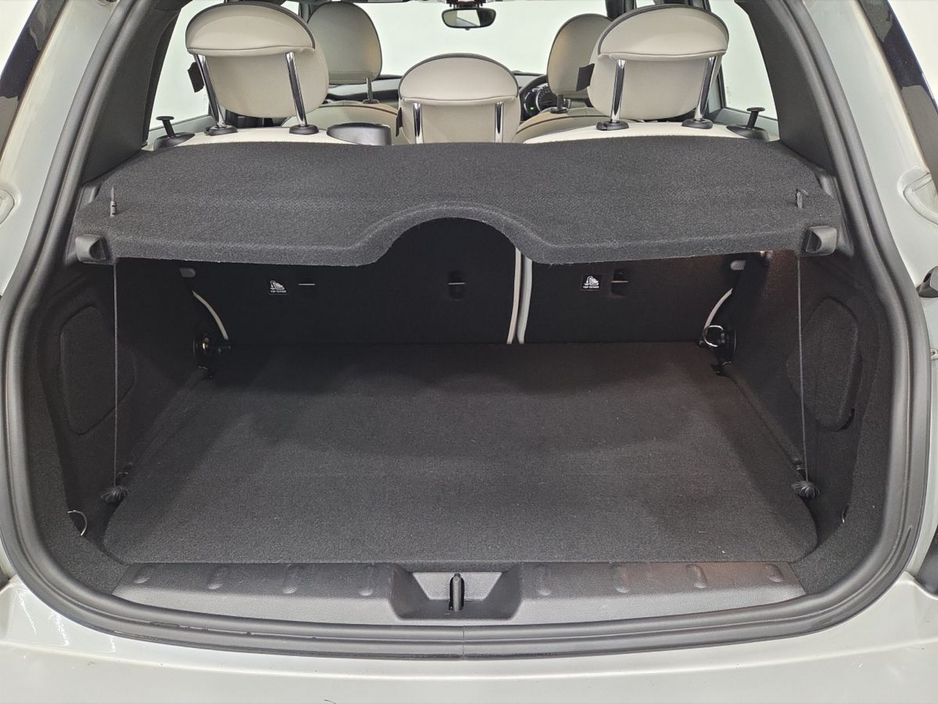 2022 MINI Hatch 1.5L Petrol For Sale Images