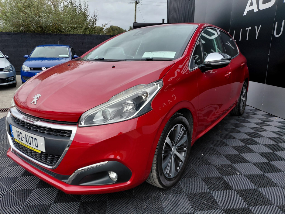 Peugeot 208 Peugeot 208, 1.2 petrol, auto, alloys, — thumbnail 4