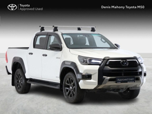 2025 Toyota Hilux
