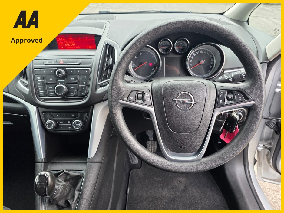 2017 Opel Zafira 1.6L Diesel For Sale Images