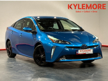 Toyota Prius 1.8 HYBRID AUTOMATIC - TOURING EDITION - BLACK LEATHER - FACTORY ALLOYS - CRUISE CONTROL - TOYOTA SAFETY SENSE - HEATED SEATS - REAR CAMERA