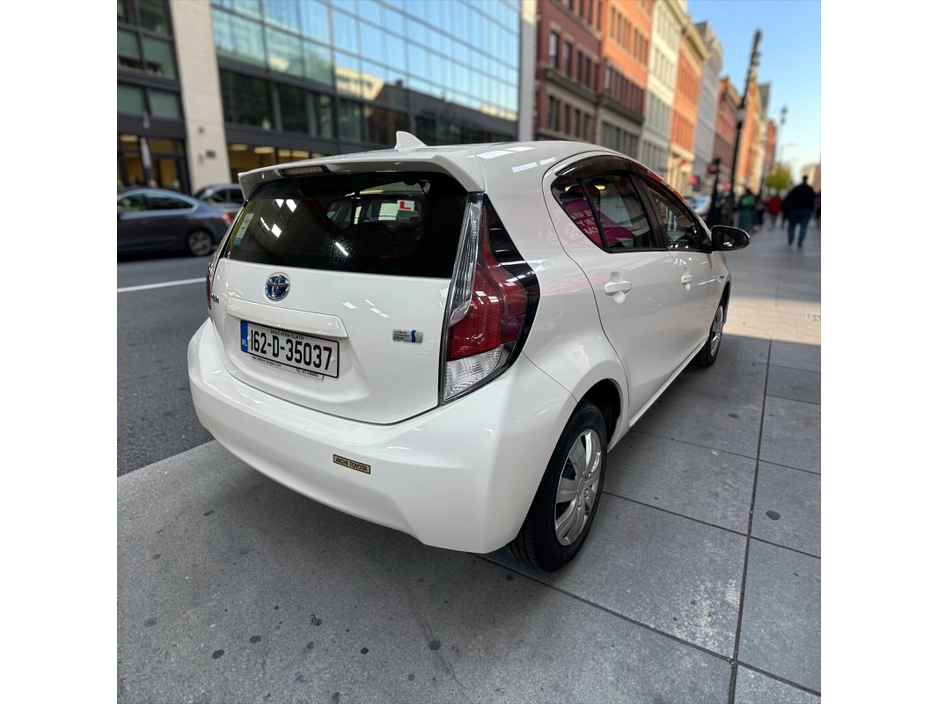 2016 Toyota Aqua 1.5L Petrol Hybrid For Sale Images