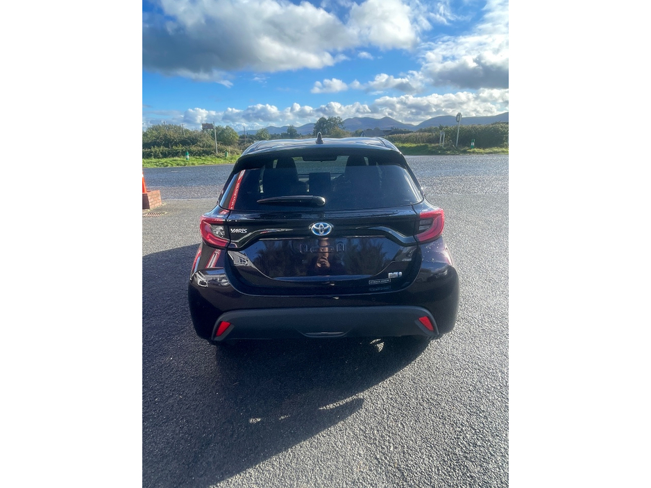 2021 Toyota Yaris 1.5L Petrol Hybrid For Sale Images