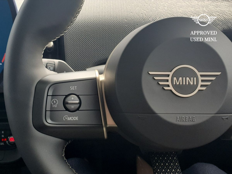 2026 MINI Hatch 1.5L Petrol For Sale Images