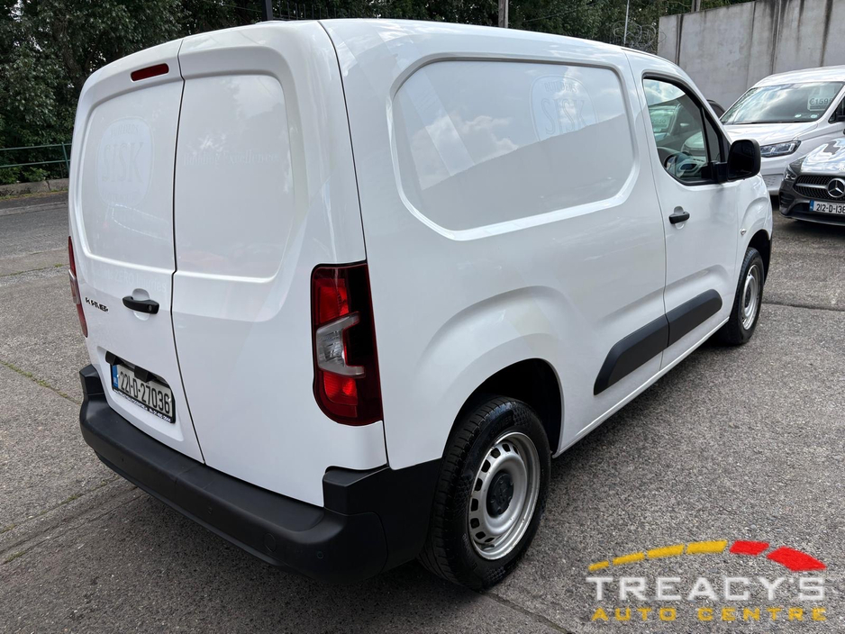 2022 Peugeot Partner 1.5L Diesel For Sale Images