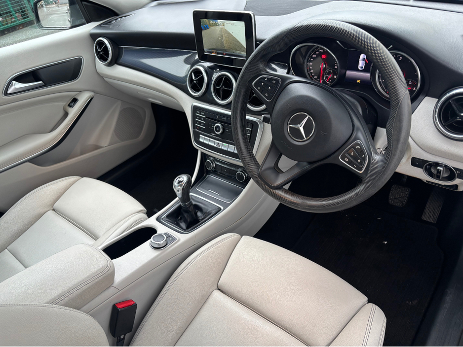 2018 Mercedes-Benz CL Class 1.6L Petrol For Sale Images