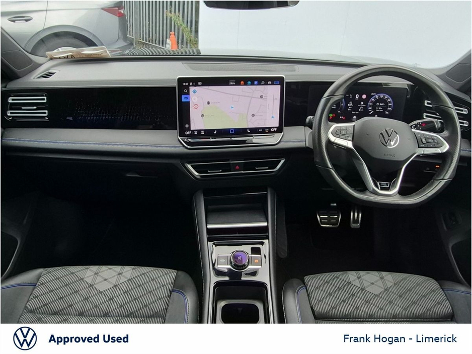 Volkswagen Tiguan 2.0 TDI 150HP R-Line DSG PAN Sunroof, Easy Open, Black Pack, Call Paul Sheehan 0872299855 — thumbnail 2