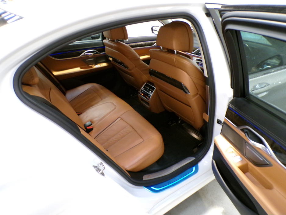 2016 BMW 7 Series 2.0L Petrol Plug-in Hybrid For Sale Images