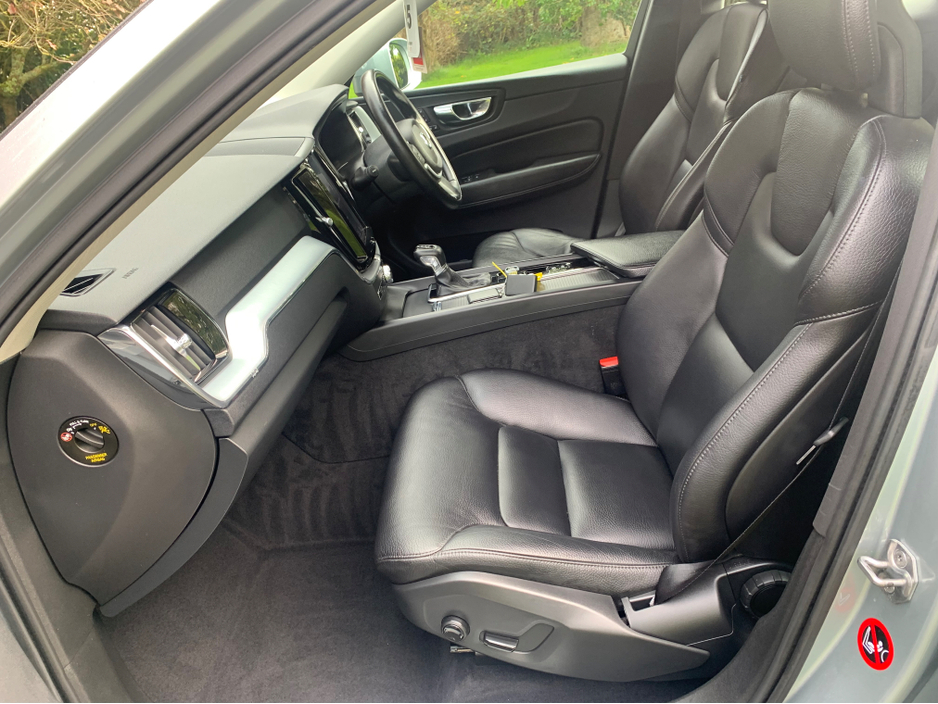 2018 Volvo XC60 2L Diesel For Sale Images