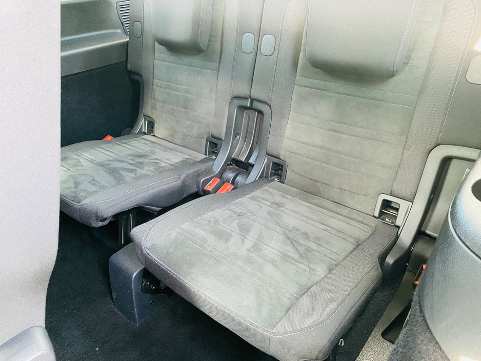 2020 Volkswagen Touran 2L Diesel For Sale Images