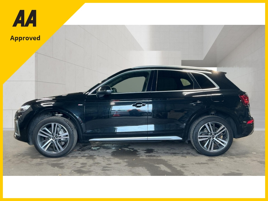 2023 Audi Q5 2L Petrol Plug-in Hybrid For Sale Images