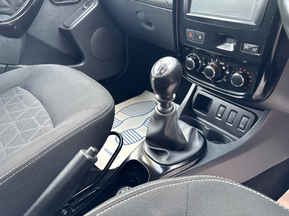 Dacia Duster 1.5 dCi 110 SIGNATURE — thumbnail 8