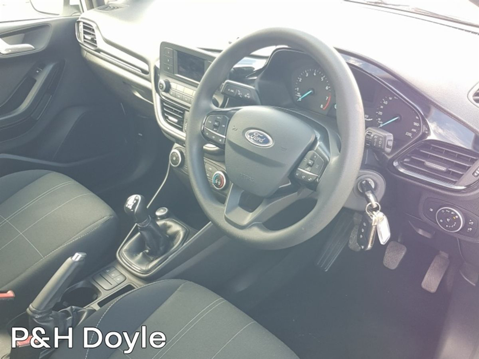 Ford Fiesta ZETEC — thumbnail 5