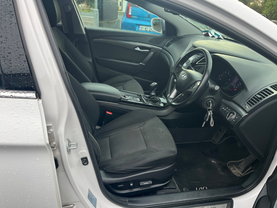 2016 Hyundai i40 1.7L Diesel For Sale Images