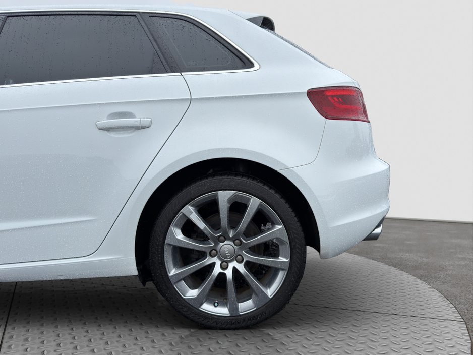 Audi A3 2016 Audi A3  Saloon 1.4 TFSi Automatic — thumbnail 19