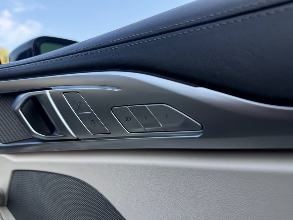2022 BMW 8 Series 3L Petrol For Sale Images