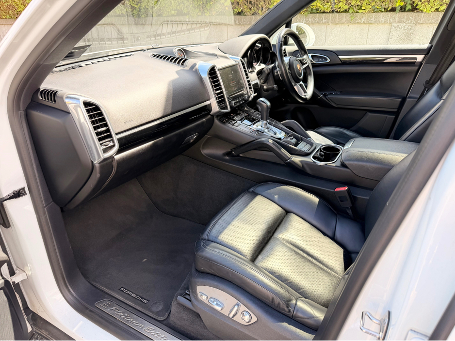 2018 Porsche Cayenne 3L Diesel For Sale Images