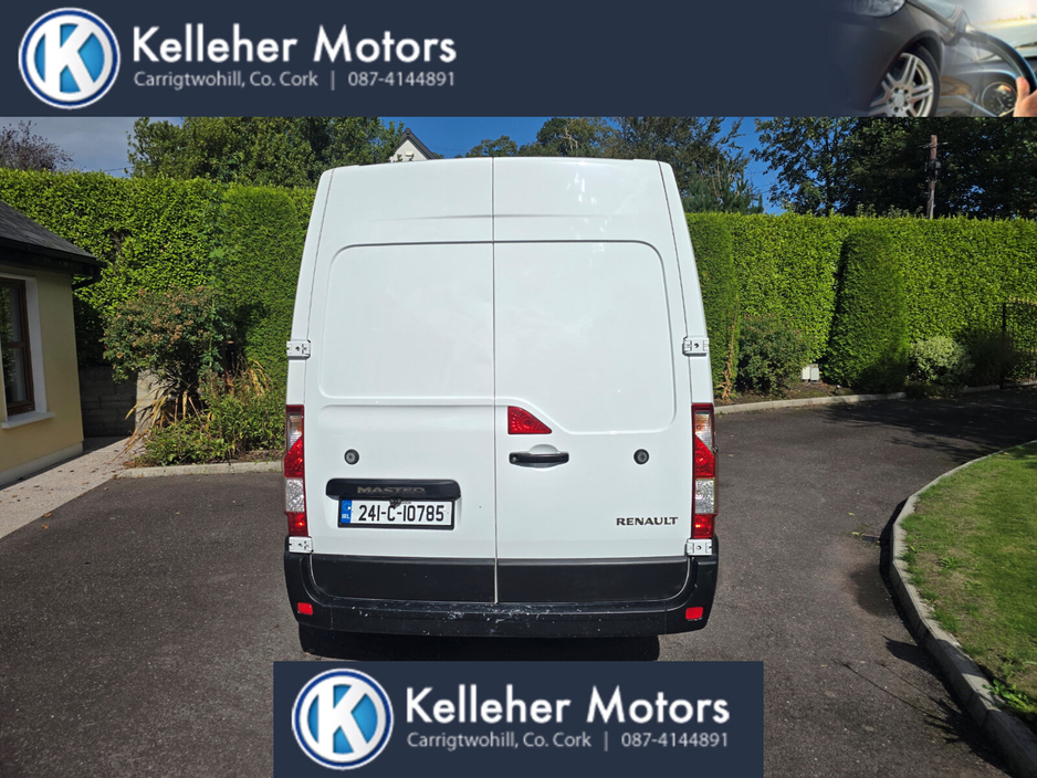 2024 Renault Master 2.3L Diesel For Sale Images