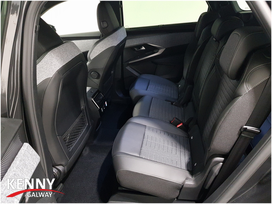 2025 Peugeot 5008 1.2L Petrol For Sale Images