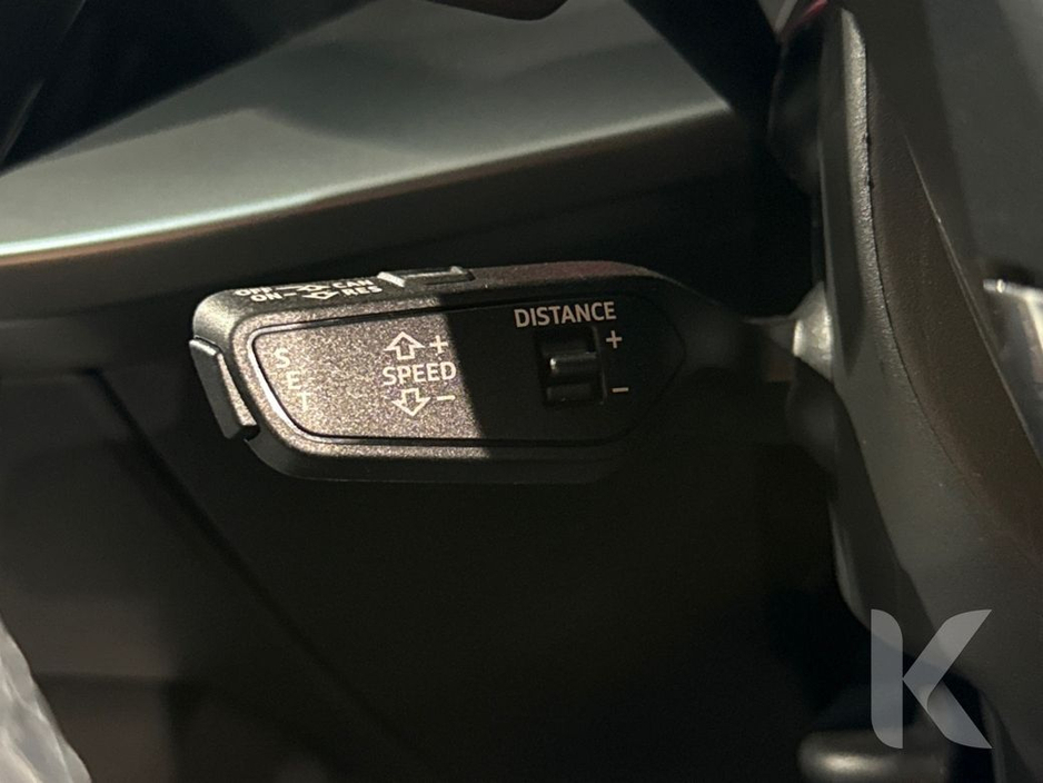 Audi A3 1.0 AUTOMATIC - FACTORY ALLOYS - DIGITAL SPEEDO - CRUISE CONTROL - MULTI FUNCTION STEERING WHEEL - CRUISE CONTROL - HEATED SEATS — thumbnail 21
