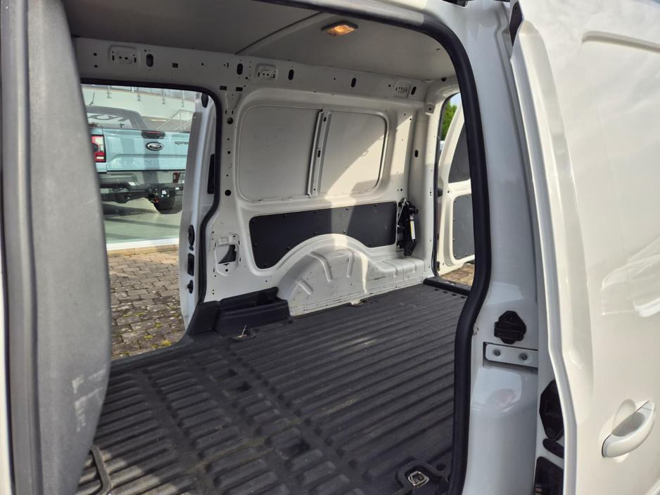 2018 Volkswagen Caddy 2L Diesel For Sale Images