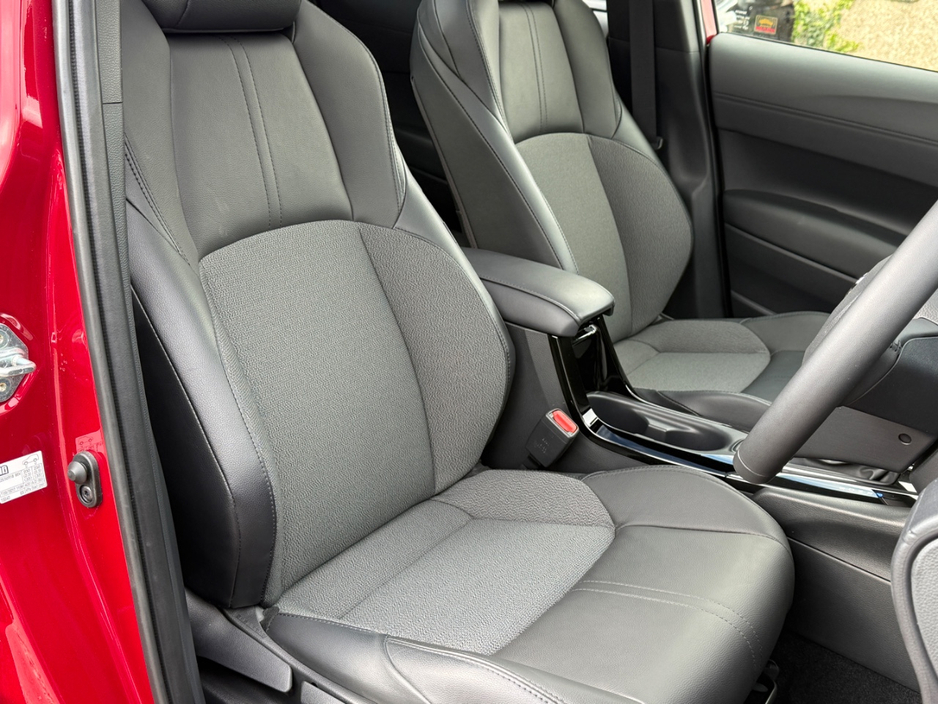 2025 Toyota Corolla Cross 1.8L Petrol Hybrid For Sale Images