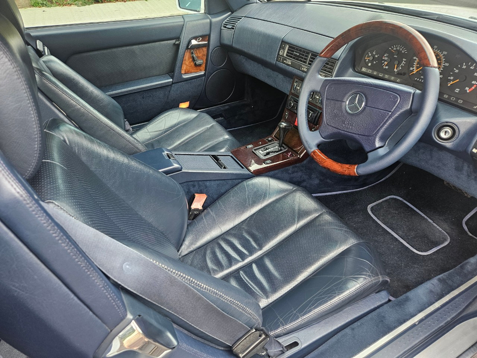 1991 Mercedes-Benz SL Class 3L Petrol For Sale Images