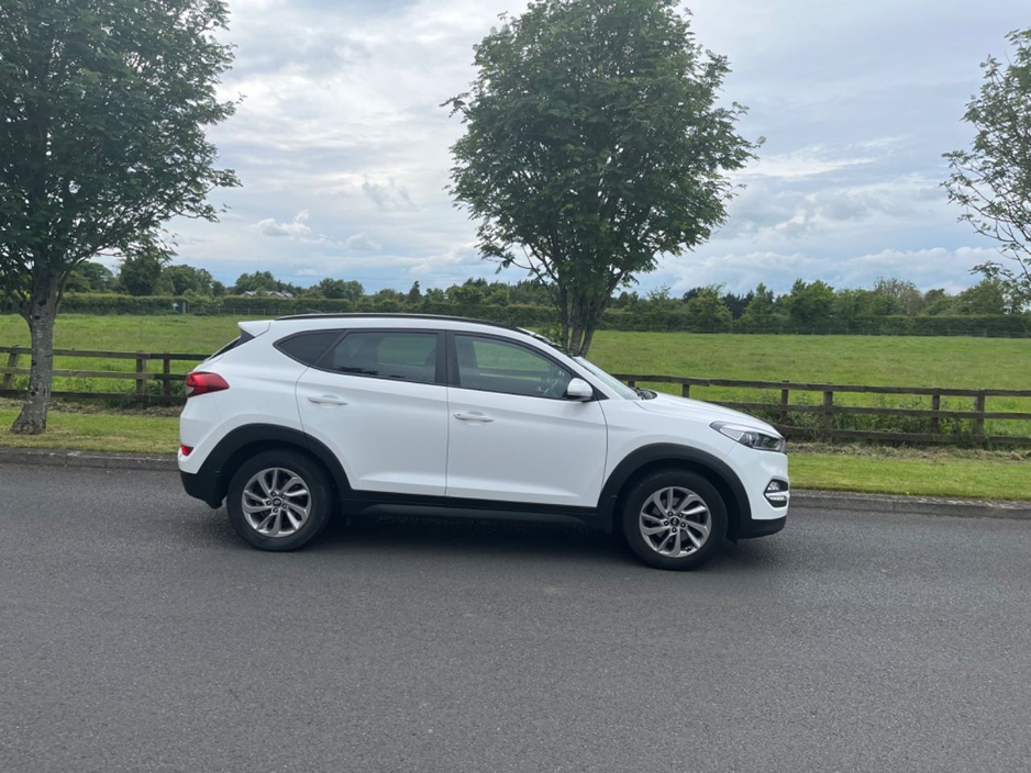 Hyundai Tucson 1.7 Premium SUV Diesel Manual (115bhp)