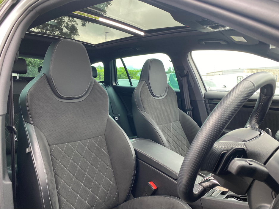 2024 Skoda Superb 2.0L Diesel For Sale Images