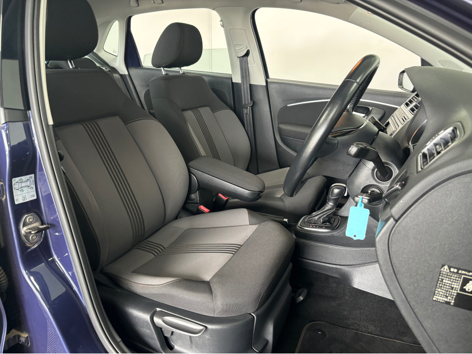 2016 Volkswagen Polo 1.2L Petrol For Sale Images