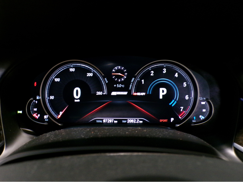 2016 BMW 7 Series 2.0L Petrol Plug-in Hybrid For Sale Images
